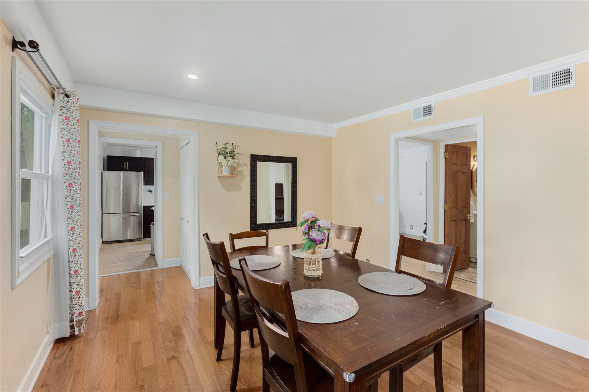 256 Round Hill Drive, Yonkers, New York image 12