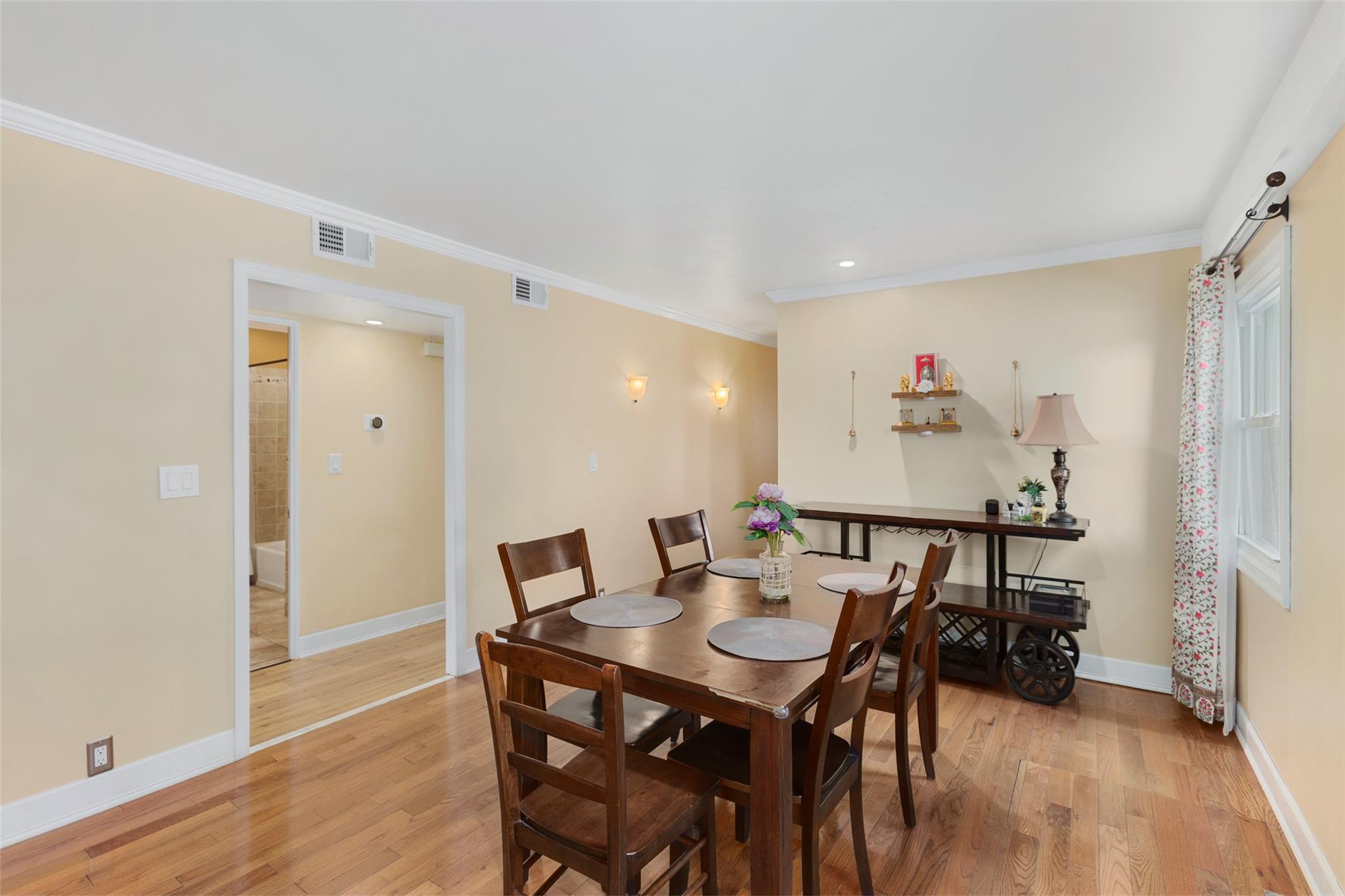 256 Round Hill Drive, Yonkers, New York image 11