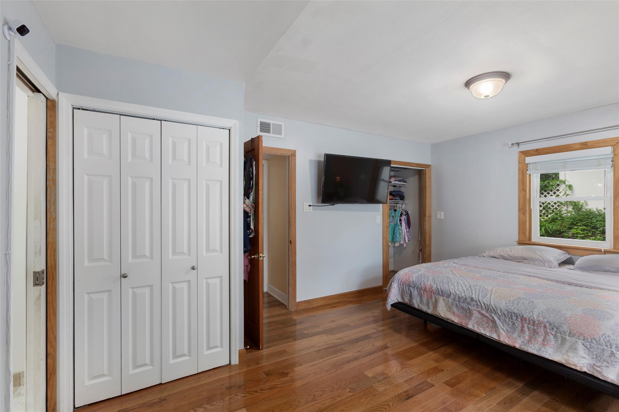 256 Round Hill Drive, Yonkers, New York image 18