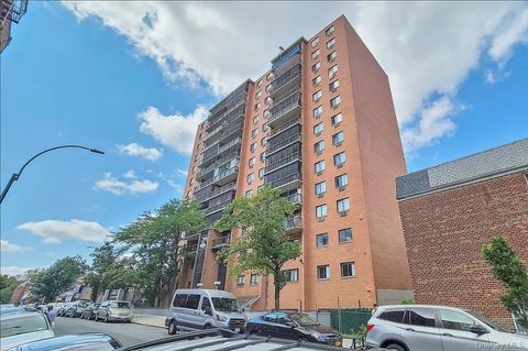 35-20 147th Street 8-C Flushing NY 11354
