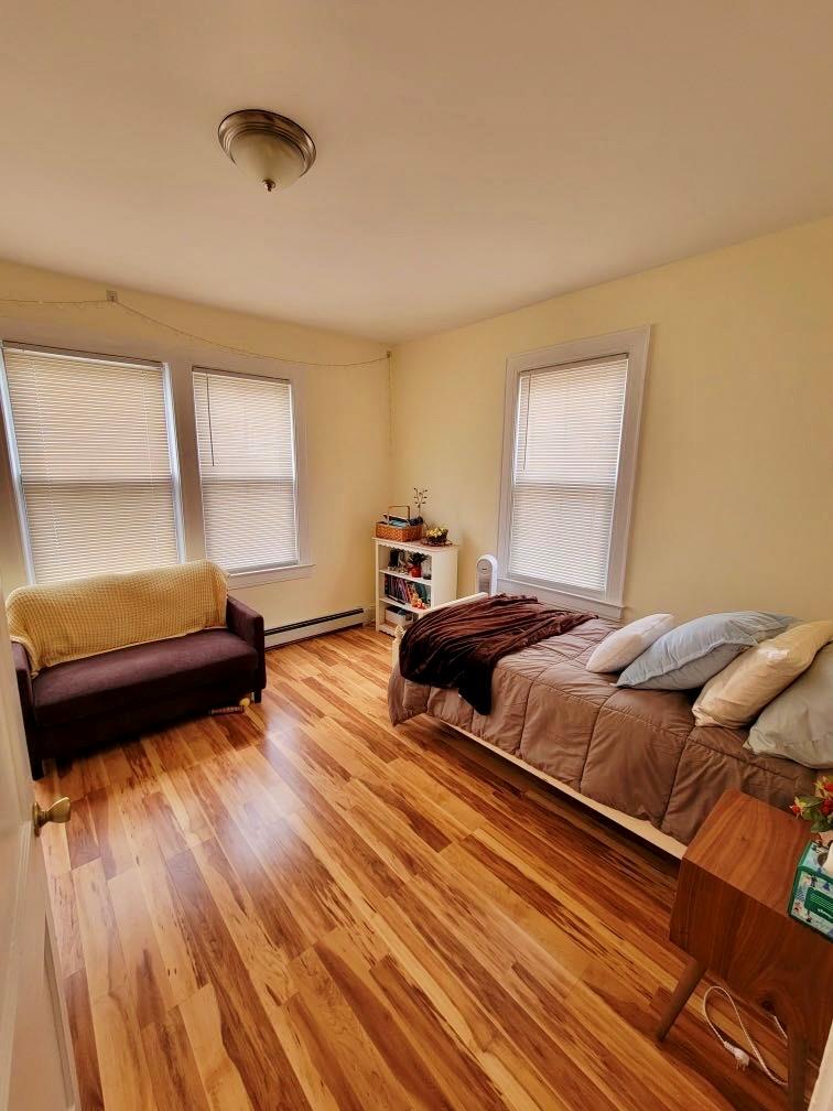 Rental Property at 157th Street S, Flushing, Queens, NY - Bathrooms: 1 
Rooms: 2  - $1,850 MO.