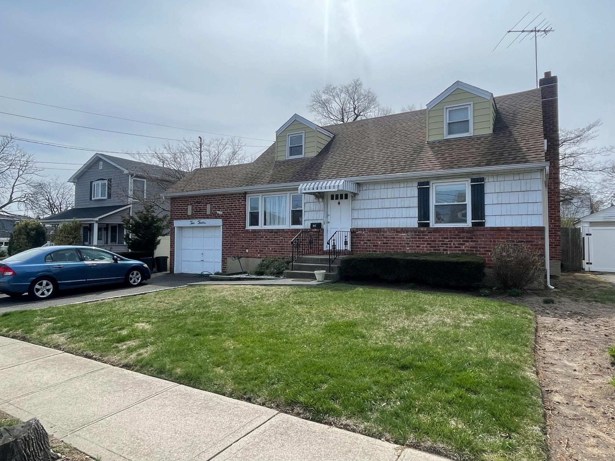 212 Saint Johns Place, East Meadow, New York image 1