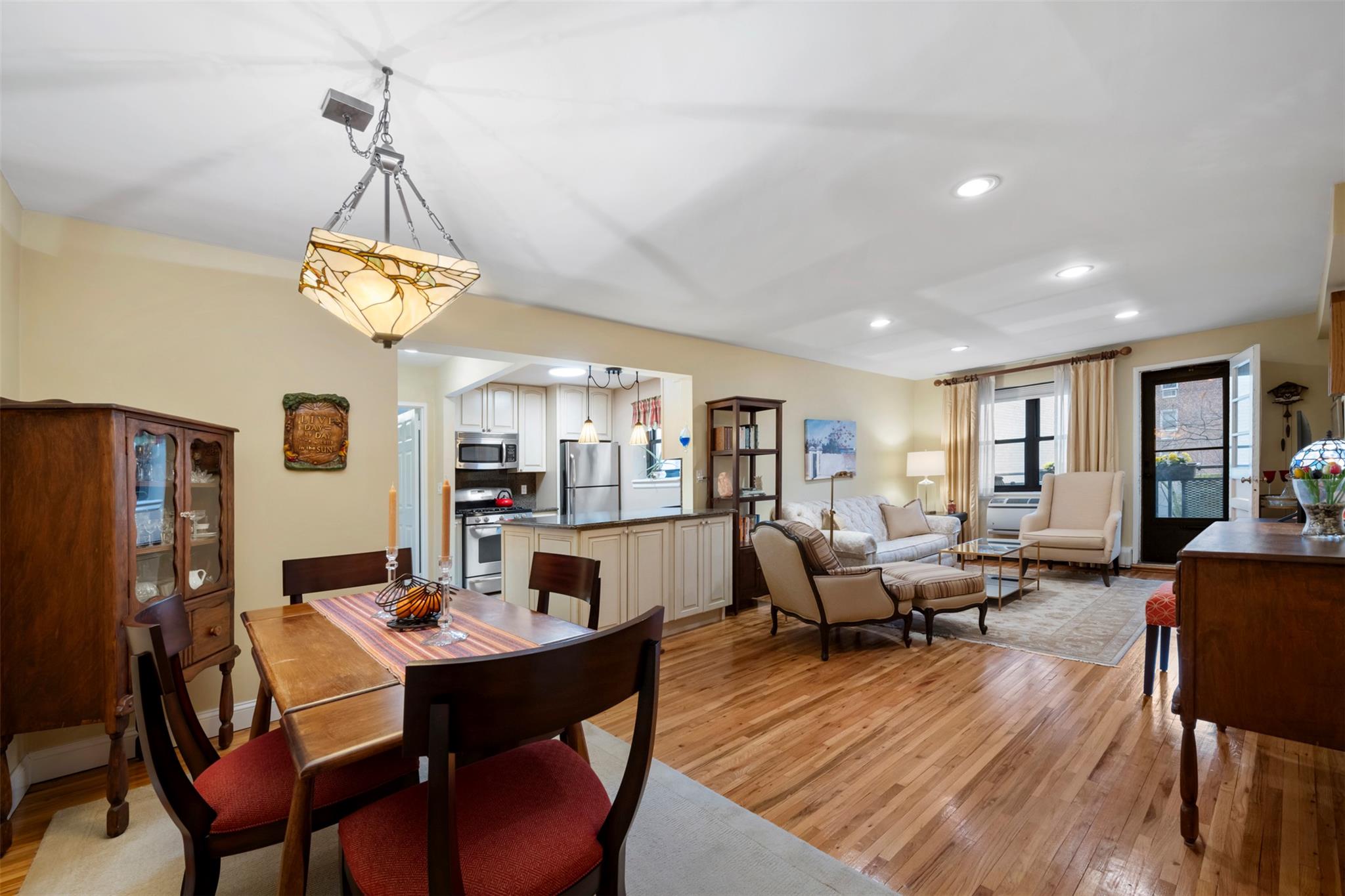 40 Stoner Avenue #2CC, Great Neck, New York image 6