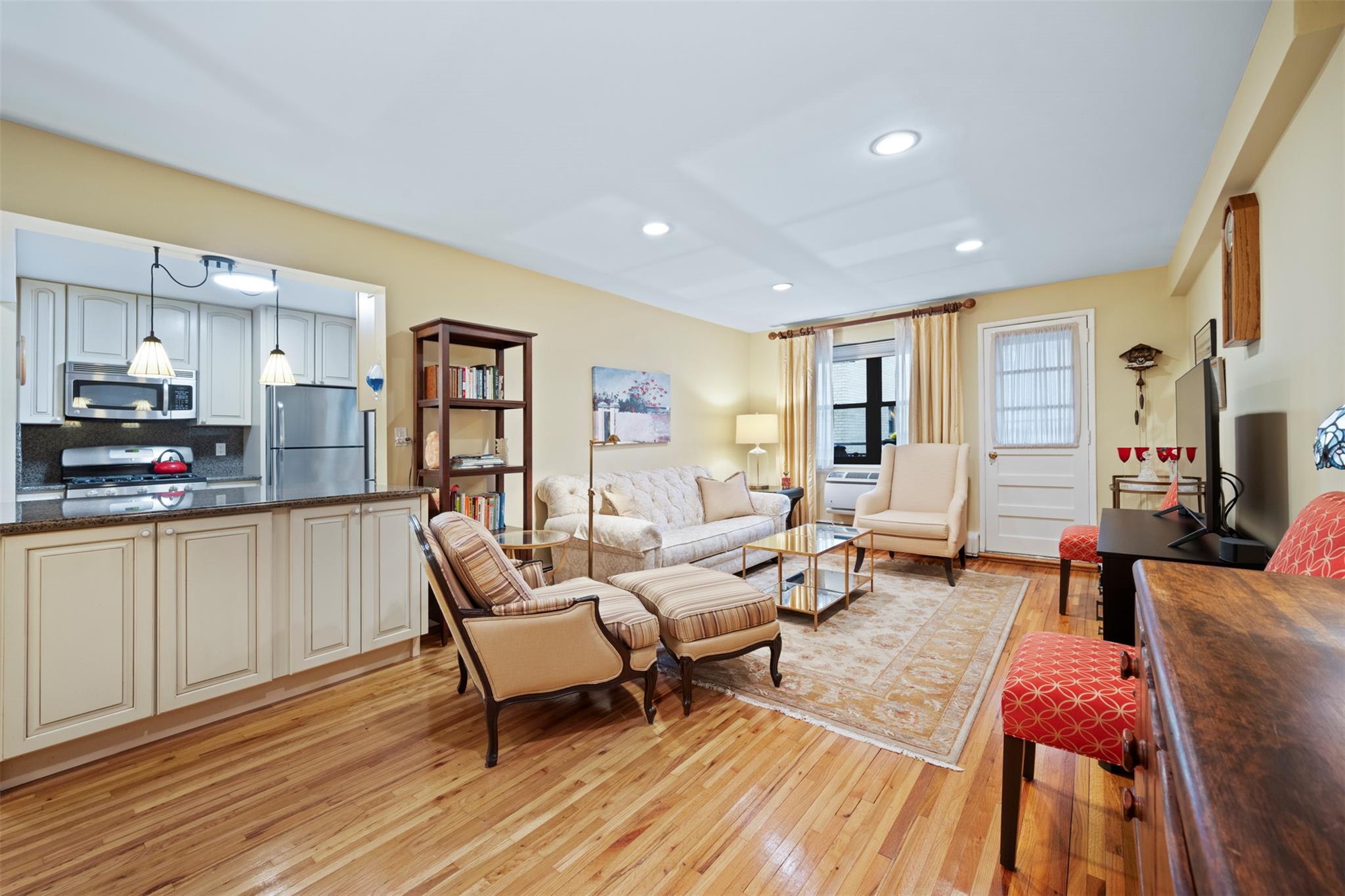 40 Stoner Avenue #2CC, Great Neck, New York image 7