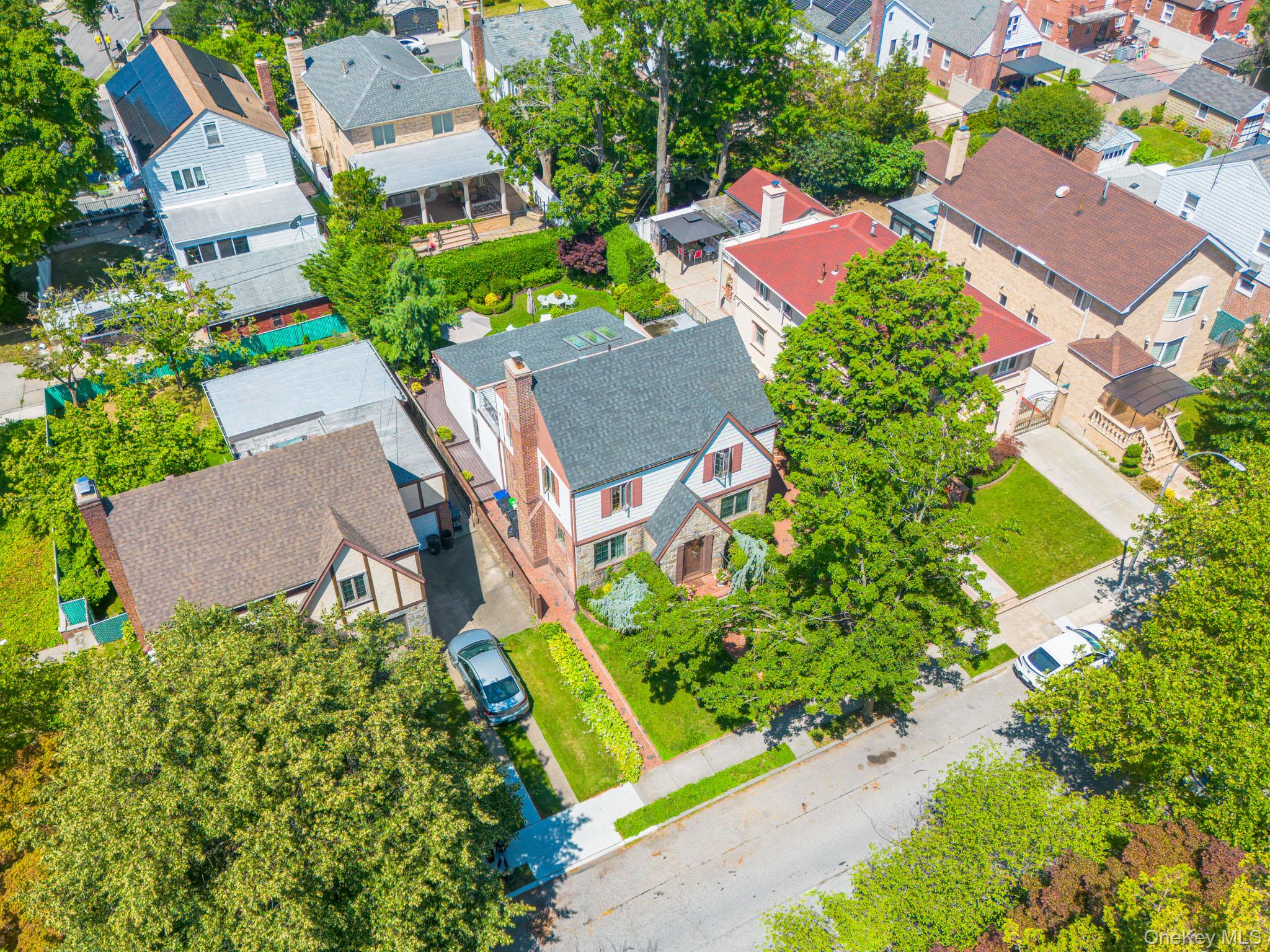 69-78 180th Street - Photo 4