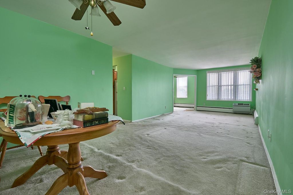 Photo of 60 Hempstead Avenue #3P, Lynbrook, NY 11563 (MLS # 1005147)