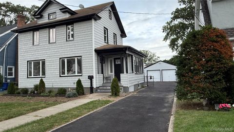 87 Parsons Drive Hempstead NY 11550