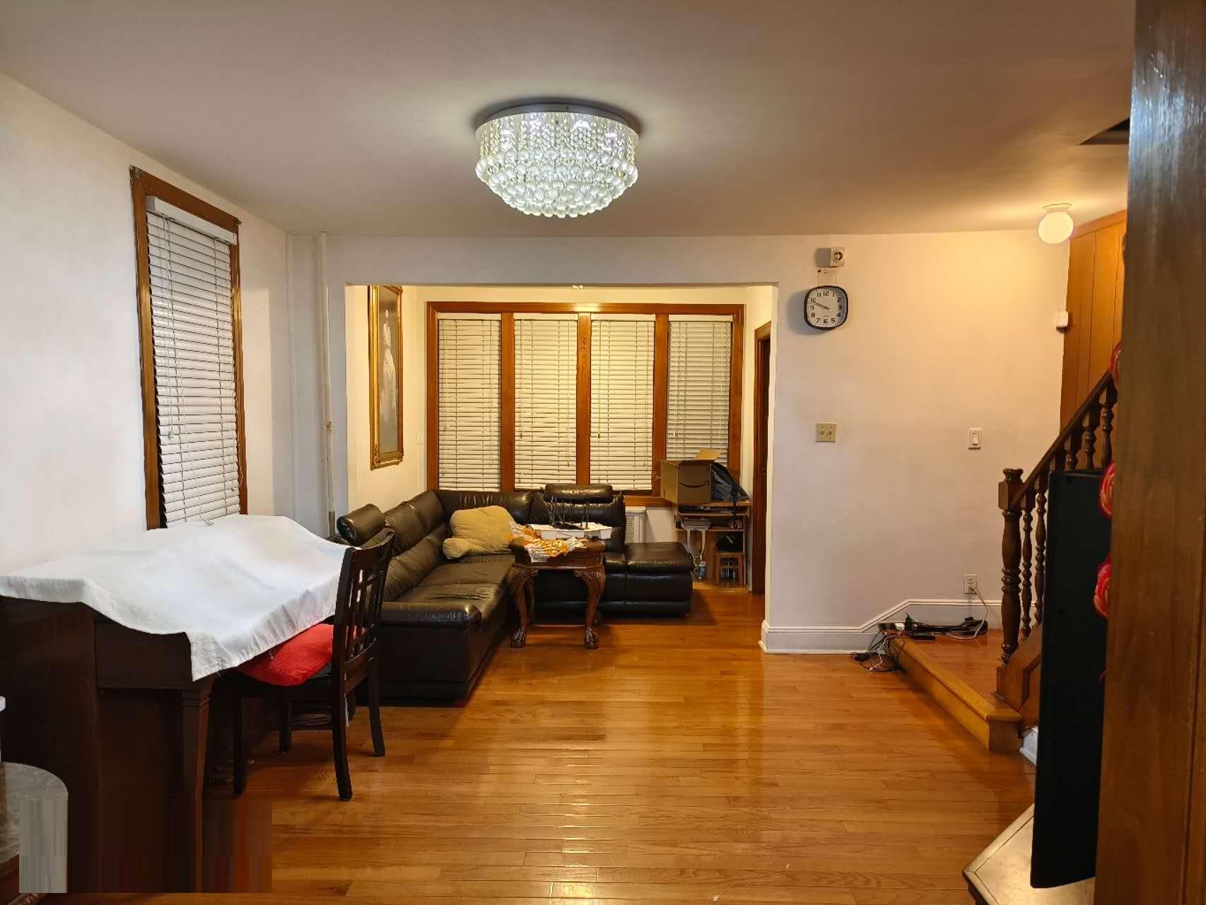 72-07 57th Drive, Maspeth, New York image 2