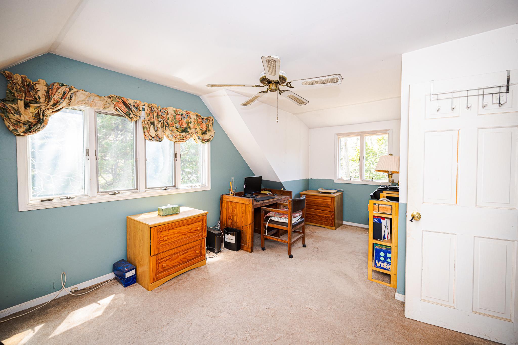 75 Squiretown Road, Hampton Bays, New York image 10