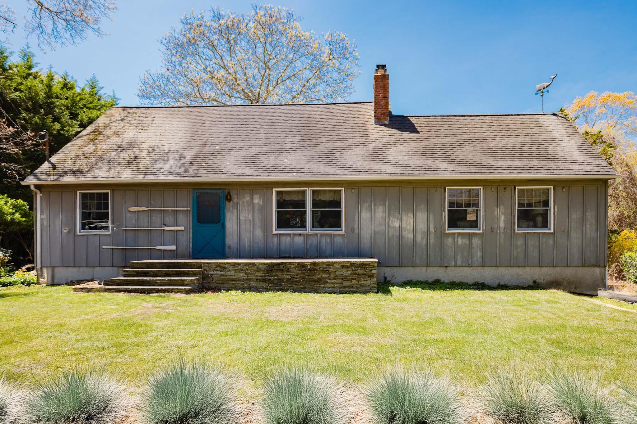 Property for Sale at Squiretown Road, Hampton Bays, Hamptons, NY - Bedrooms: 4 
Bathrooms: 2  - $759,000