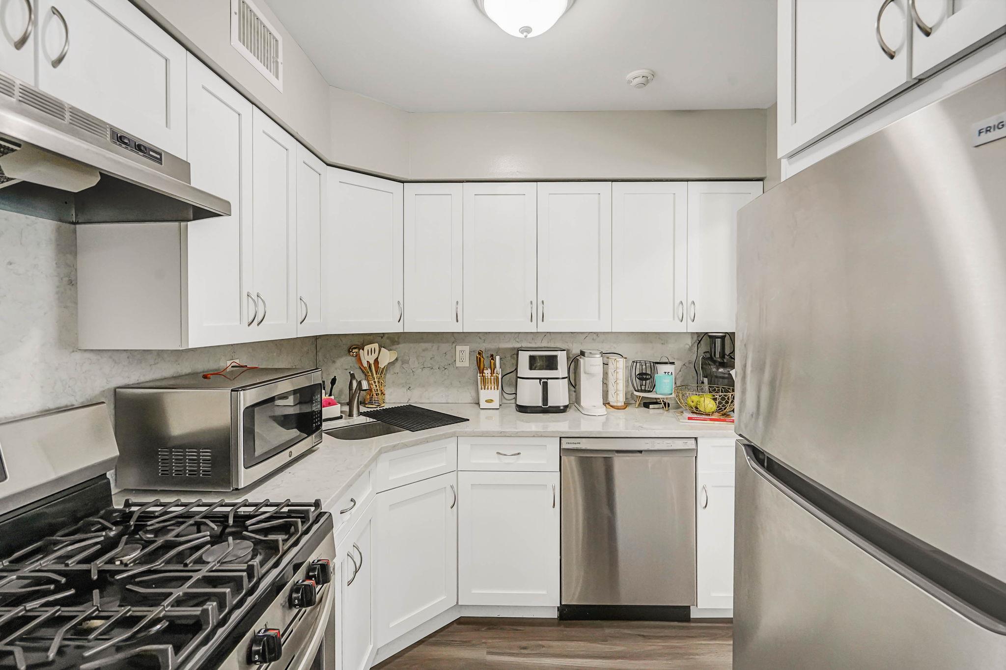 120 Fairview Circle #120, Middle Island, New York image 8