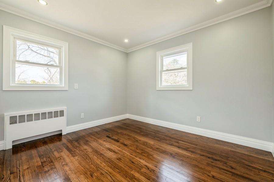15 Kirkwood Drive, Glen Cove, New York image 21