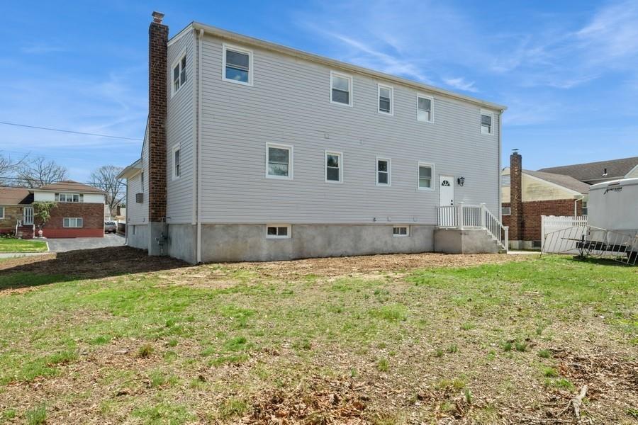 15 Kirkwood Drive, Glen Cove, New York image 38