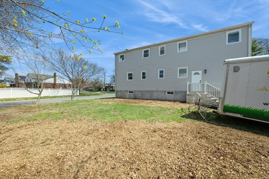 15 Kirkwood Drive, Glen Cove, New York image 41