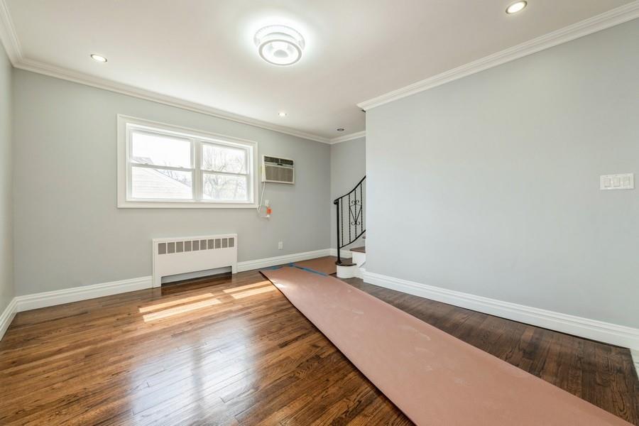 15 Kirkwood Drive, Glen Cove, New York image 9