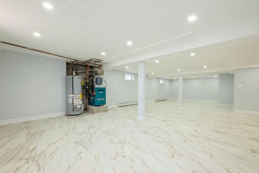 15 Kirkwood Drive, Glen Cove, New York image 33