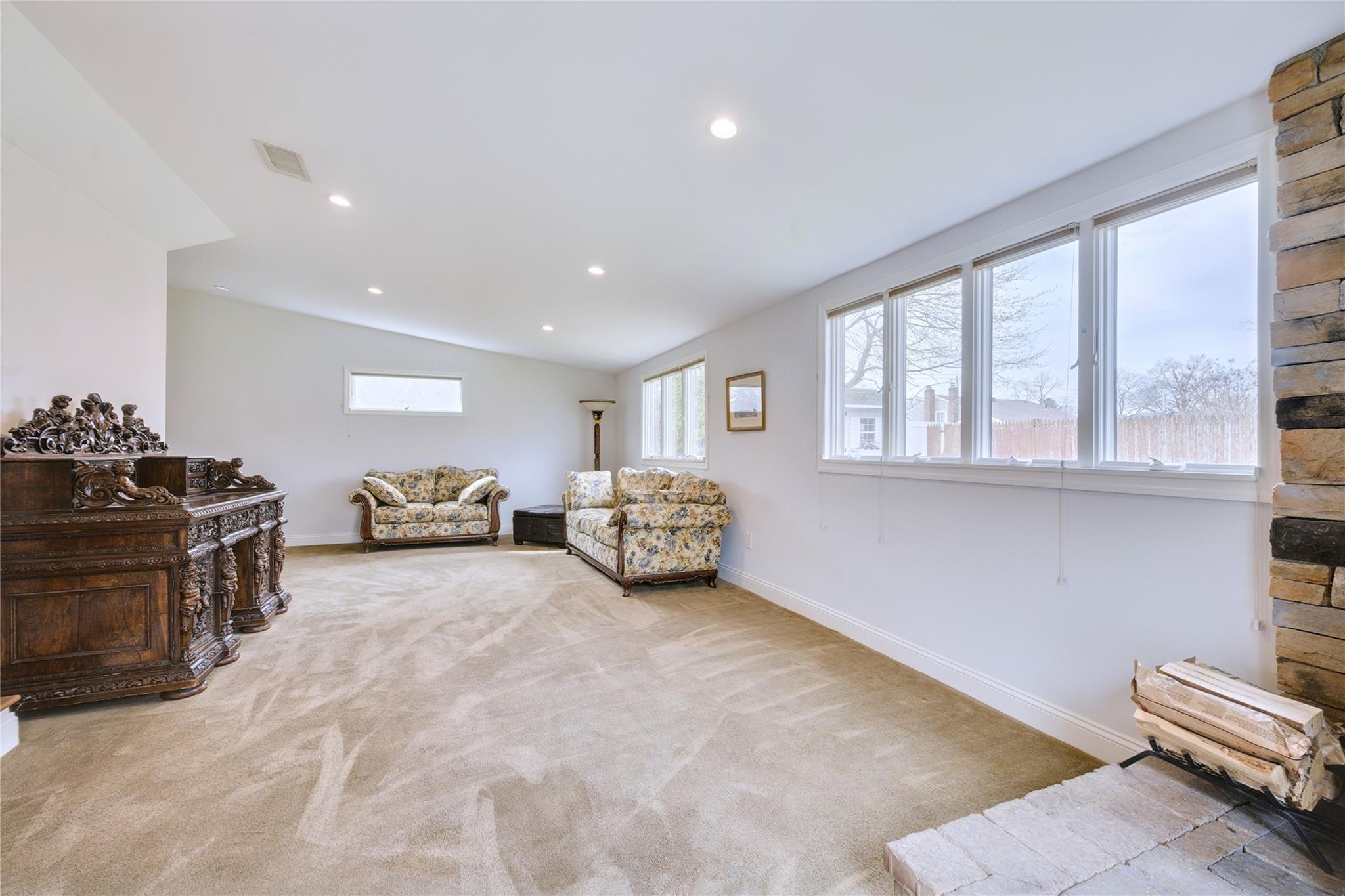 3 Grace Park Dr, Commack, New York image 19