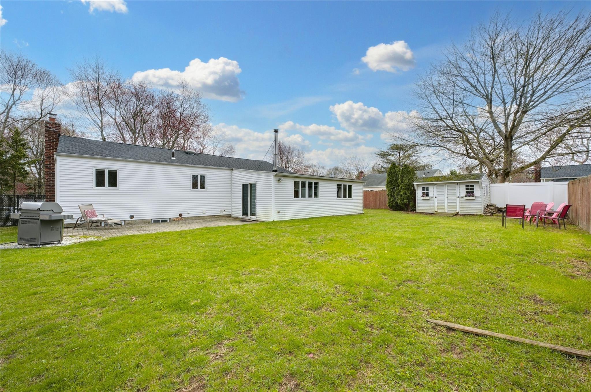 3 Grace Park Dr, Commack, New York image 32