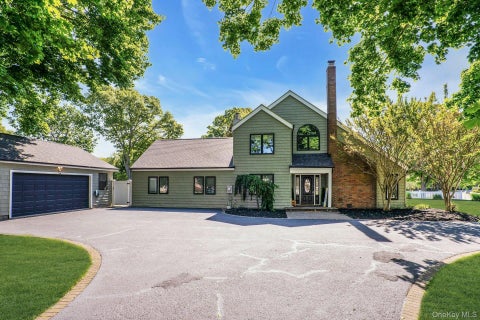 Homes For Sale - 3 Moor Lane<br/> Patchogue, NY 11772