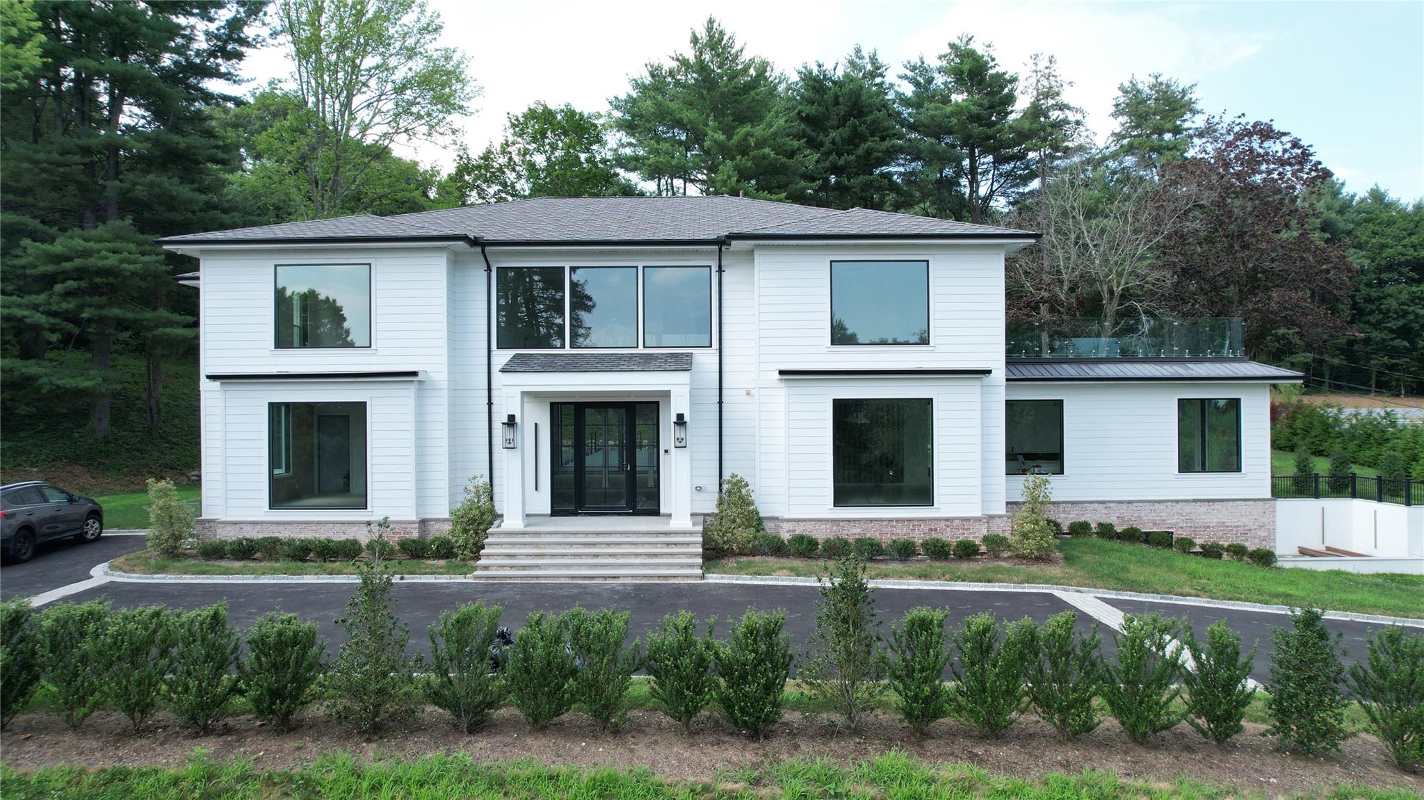 28 Rolling Hill Road