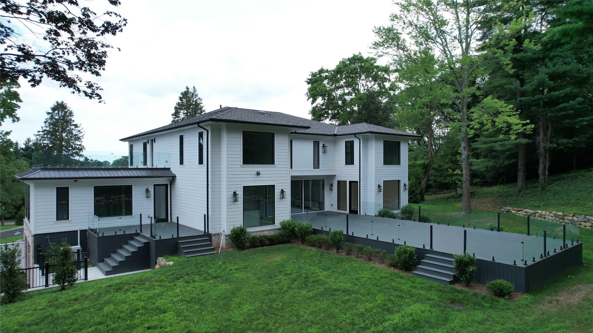 28 Rolling Hill Road