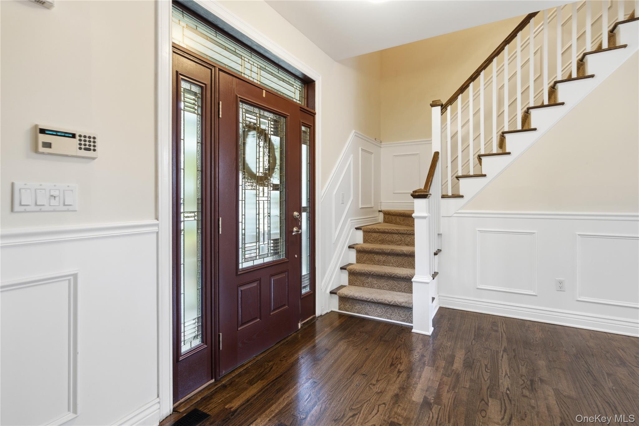4 Wood Hollow Drive