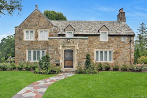 59 Lockwood Road Scarsdale NY 10583