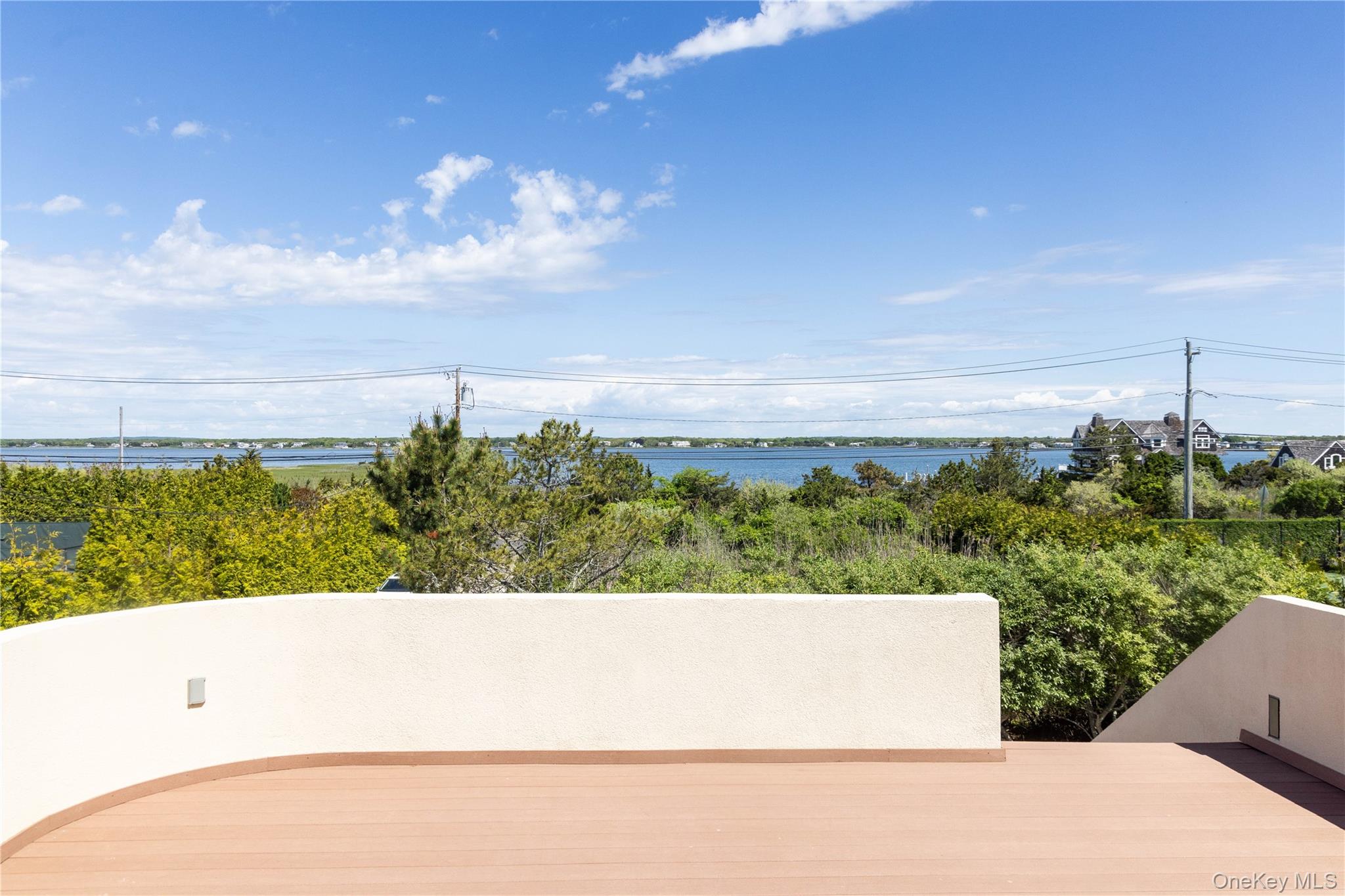 373 Dune Road
