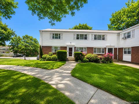 Homes For Sale - 15-14 212 Street #215<br/> Bayside, NY 11360