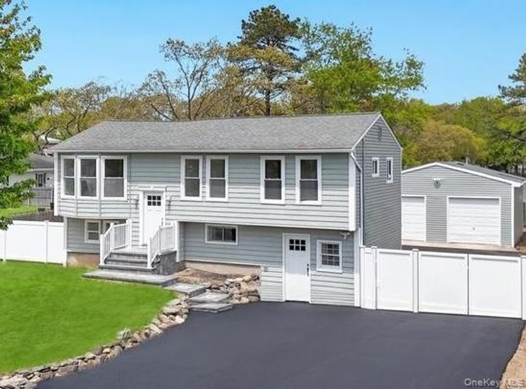 Photo of 491 Hawkins Road, Selden, NY 11784 (MLS # 000079)