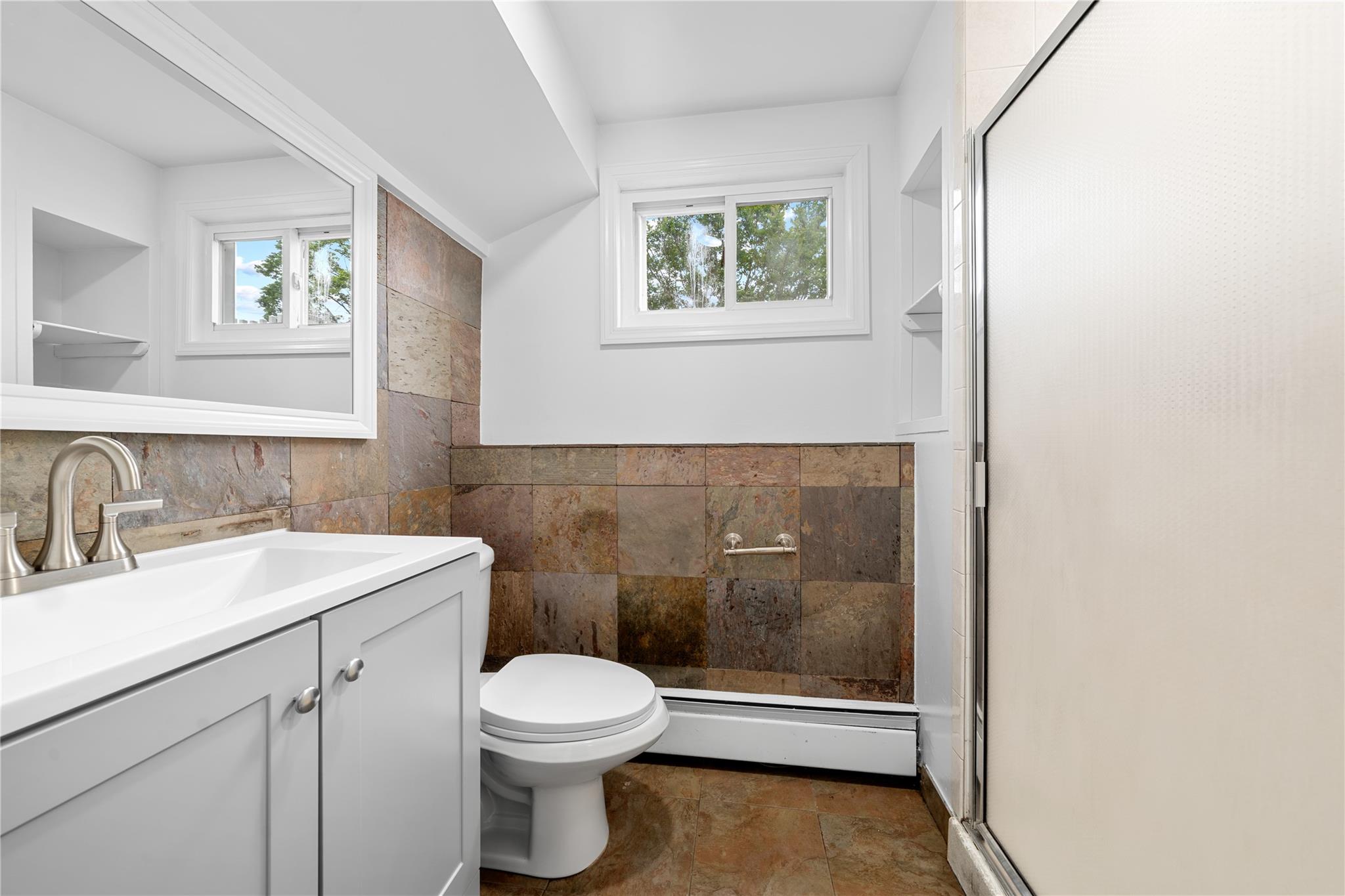 55 Newton Avenue, Selden, New York image 17