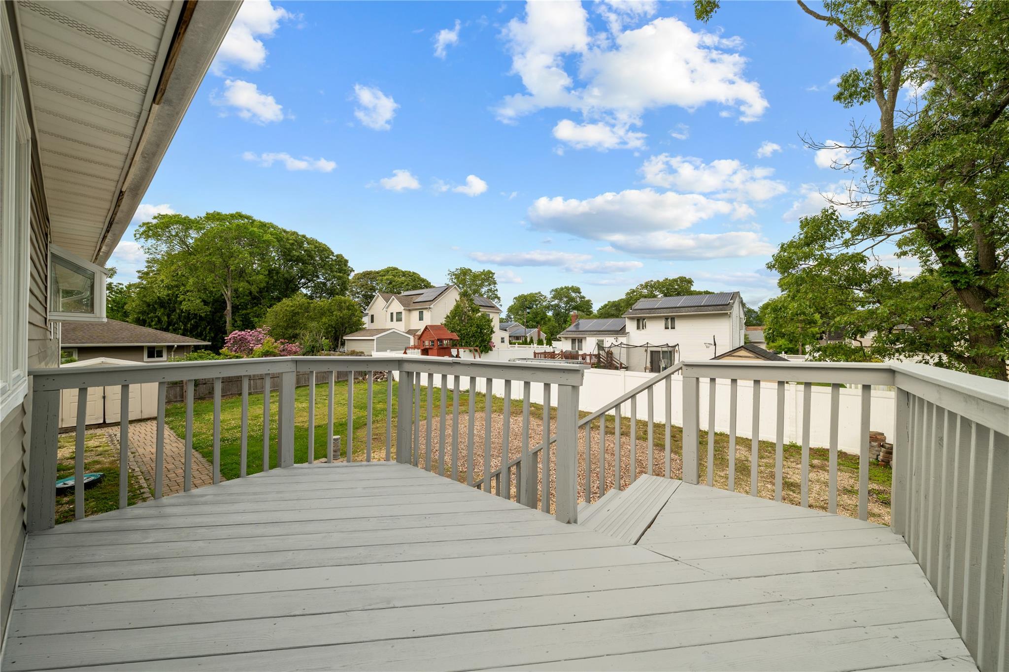 55 Newton Avenue, Selden, New York image 20
