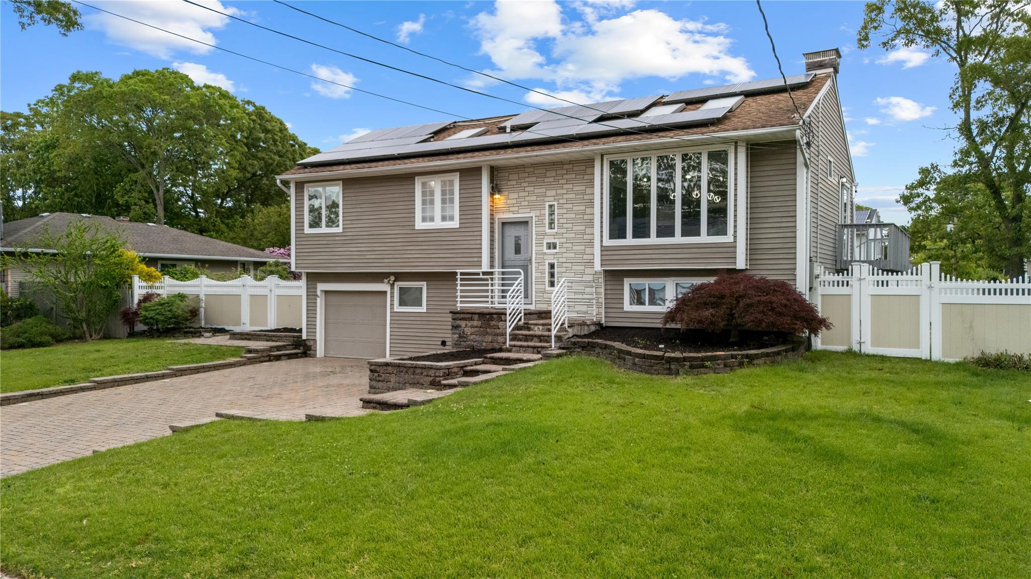 55 Newton Avenue