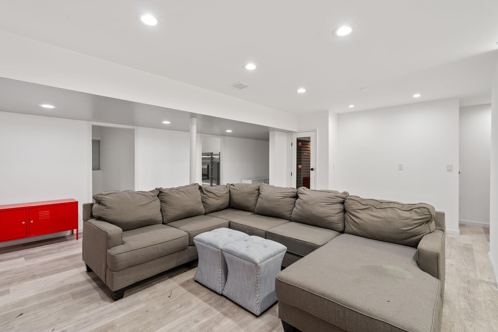 61 Surrey Street, Rock Hill, New York image 31