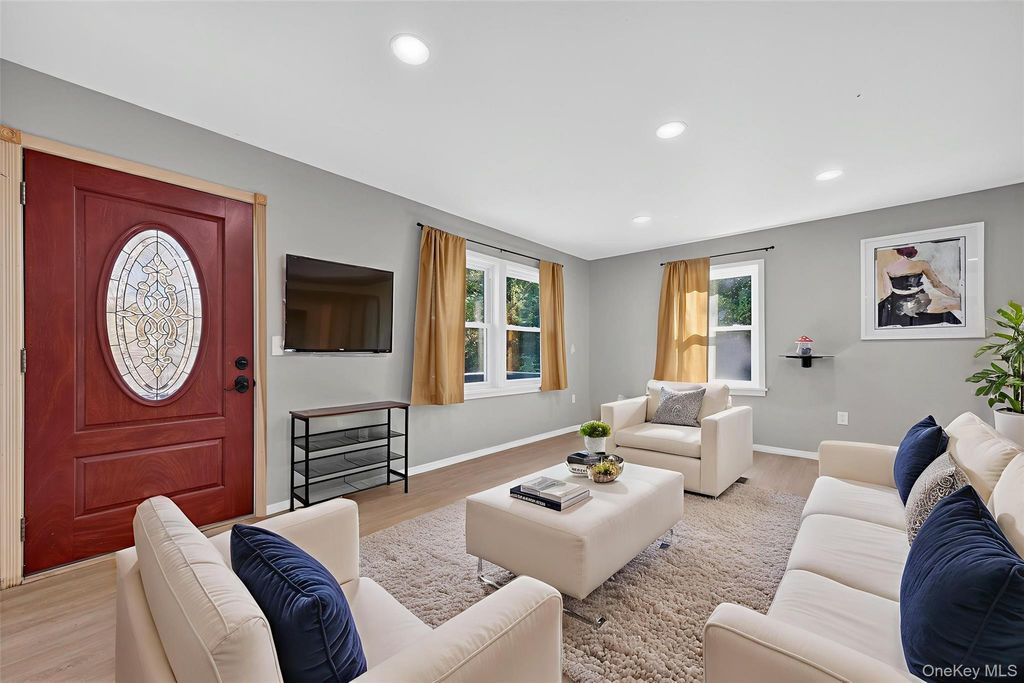 Photo of 12 3rd Street, Marlboro, NY 12547 (MLS # 921093)