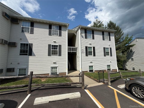 Photo of 21 Lexington Hill #3, Harriman, NY 10926 (MLS # 1027933)