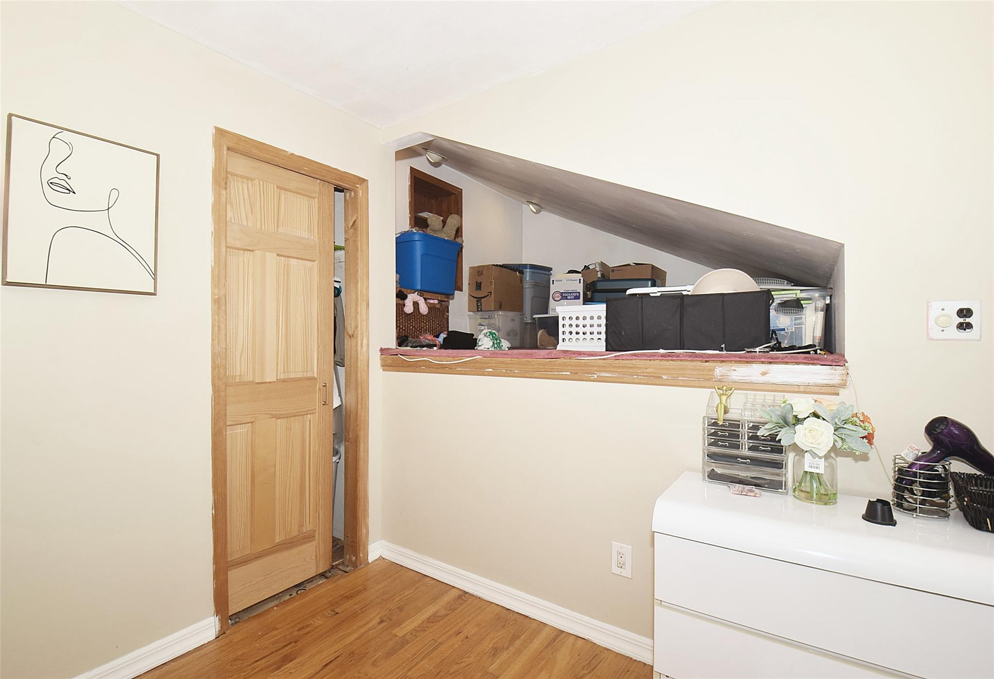 2 Walnut Drive, Syosset, New York image 18