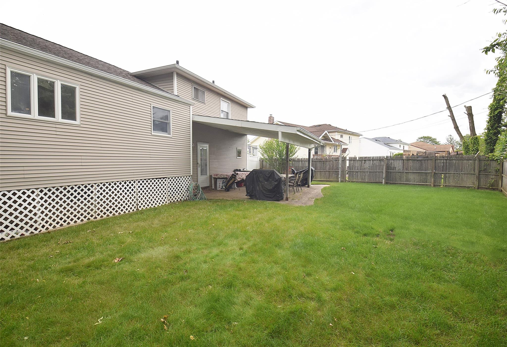 2 Walnut Drive, Syosset, New York image 24