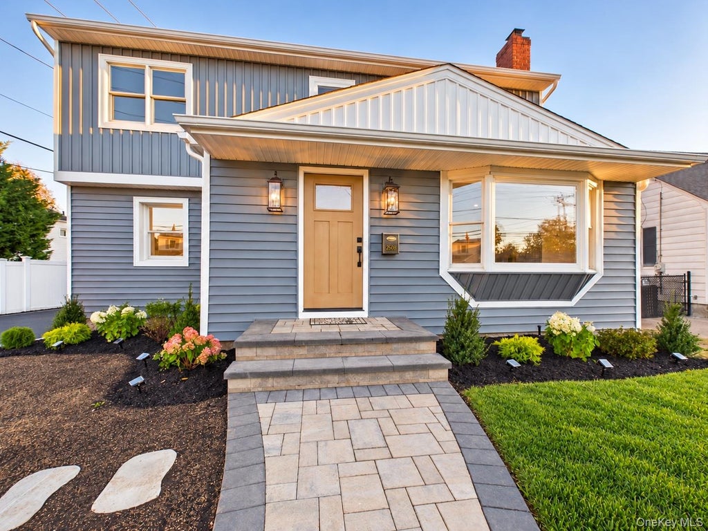 Photo of 2508 Beltagh Avenue, Bellmore, NY 11710 (MLS # 1067122)