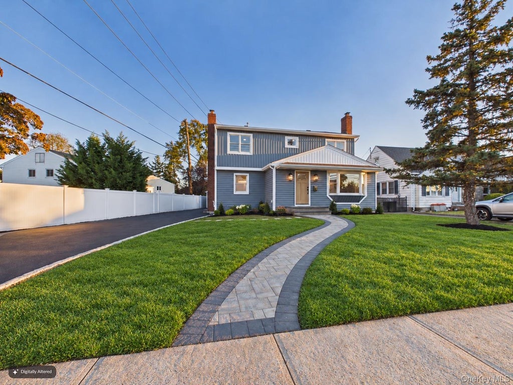 Photo of 2508 Beltagh Avenue, Bellmore, NY 11710 (MLS # 1067122)