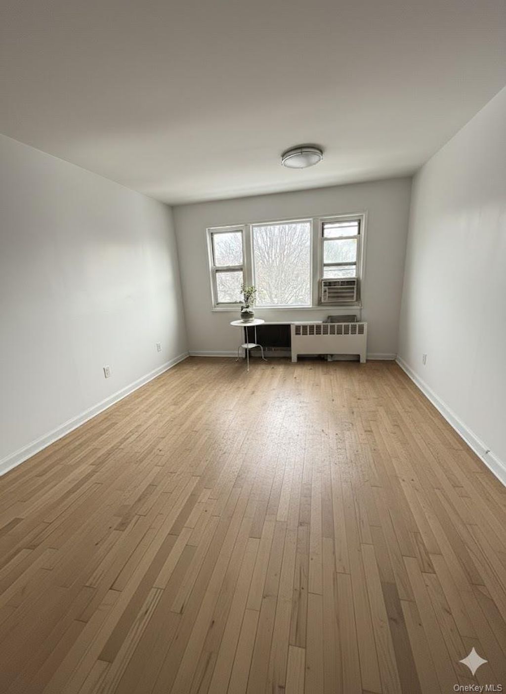 Photo of 68-56 140 Street #Upper, Kew Garden Hills, NY 11367 (MLS # 961310)