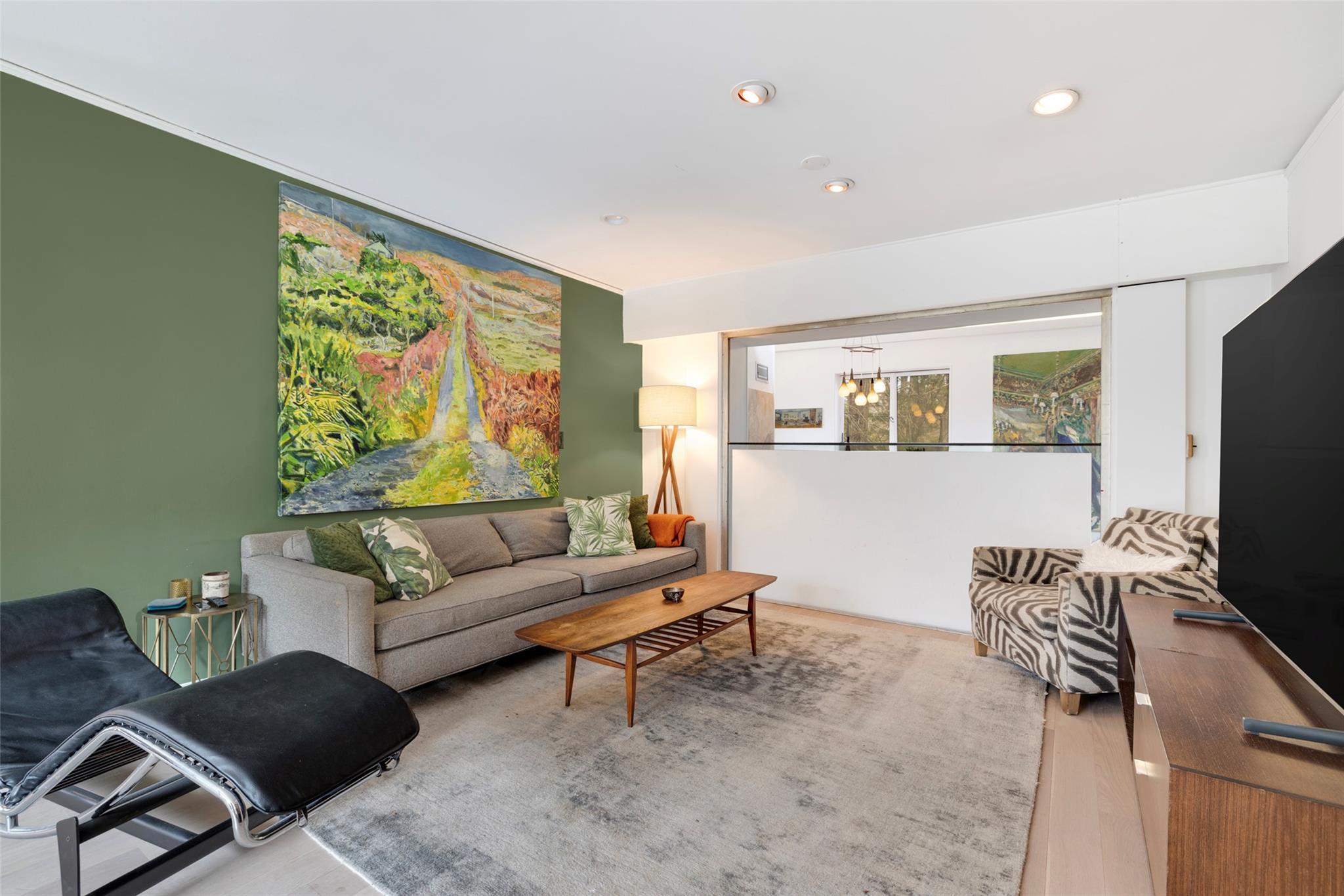 296 Murray Avenue, Larchmont, New York image 10