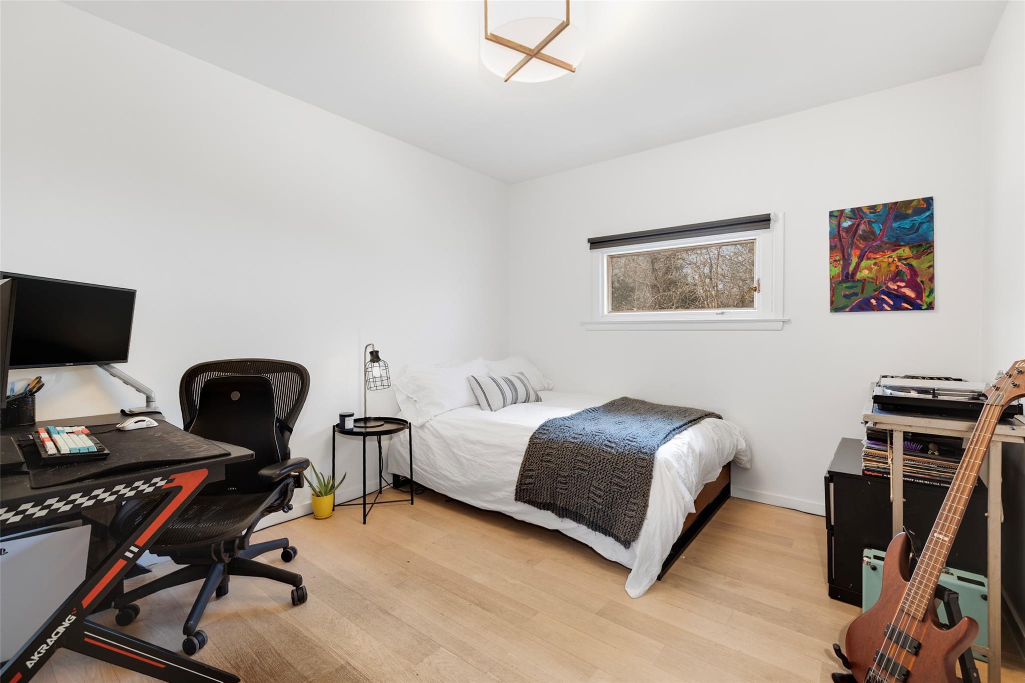 296 Murray Avenue, Larchmont, New York image 27