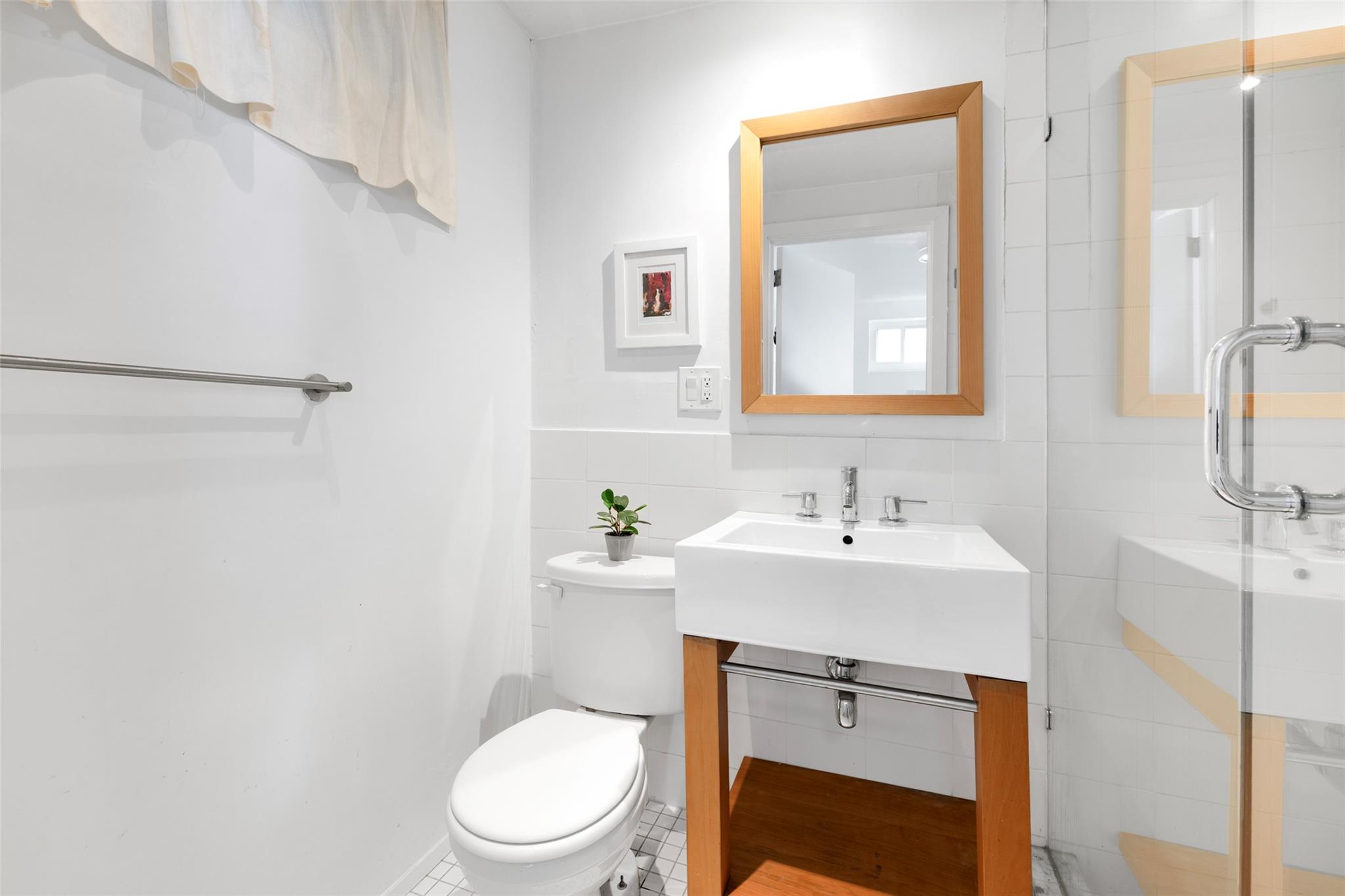 296 Murray Avenue, Larchmont, New York image 34