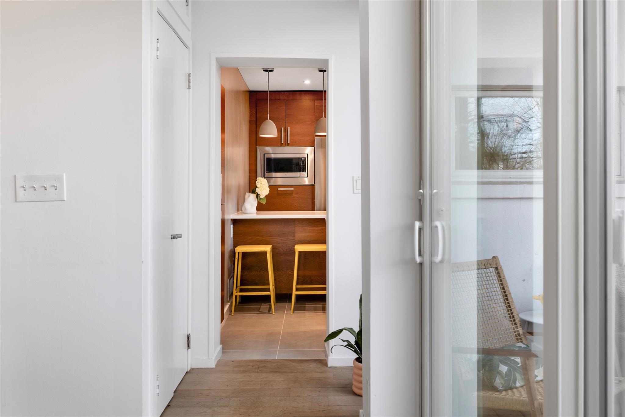 296 Murray Avenue, Larchmont, New York image 20