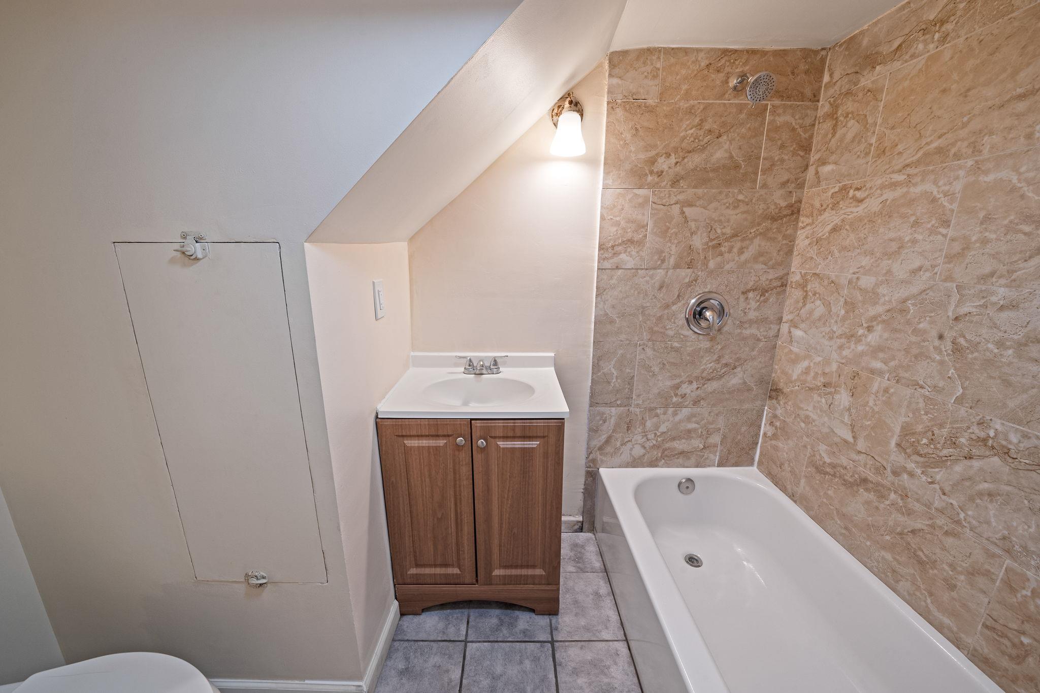 54 E Maple Street, Central Islip, New York image 26