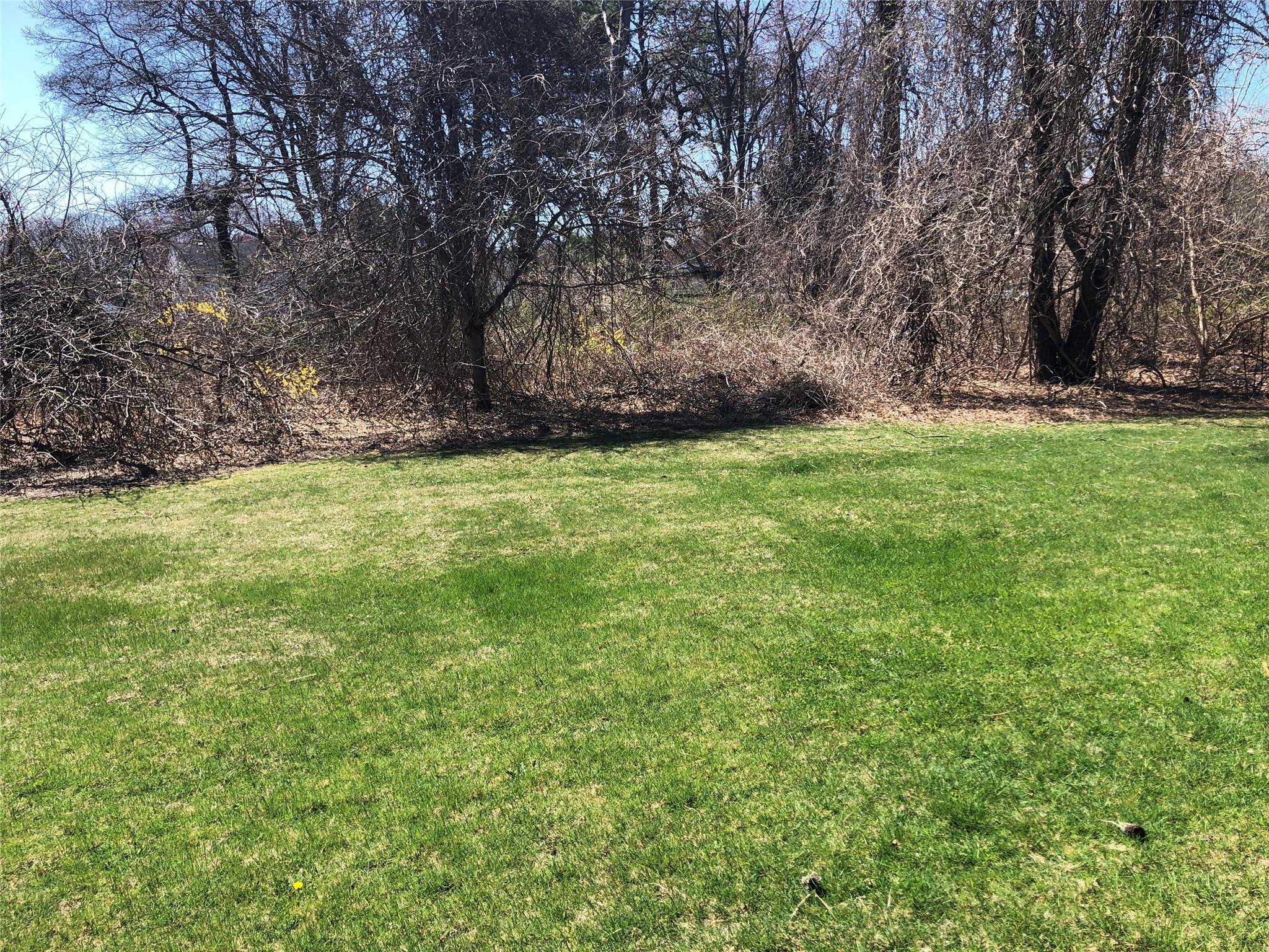 62 Pinebrook Place #62, Bay Shore, New York image 24