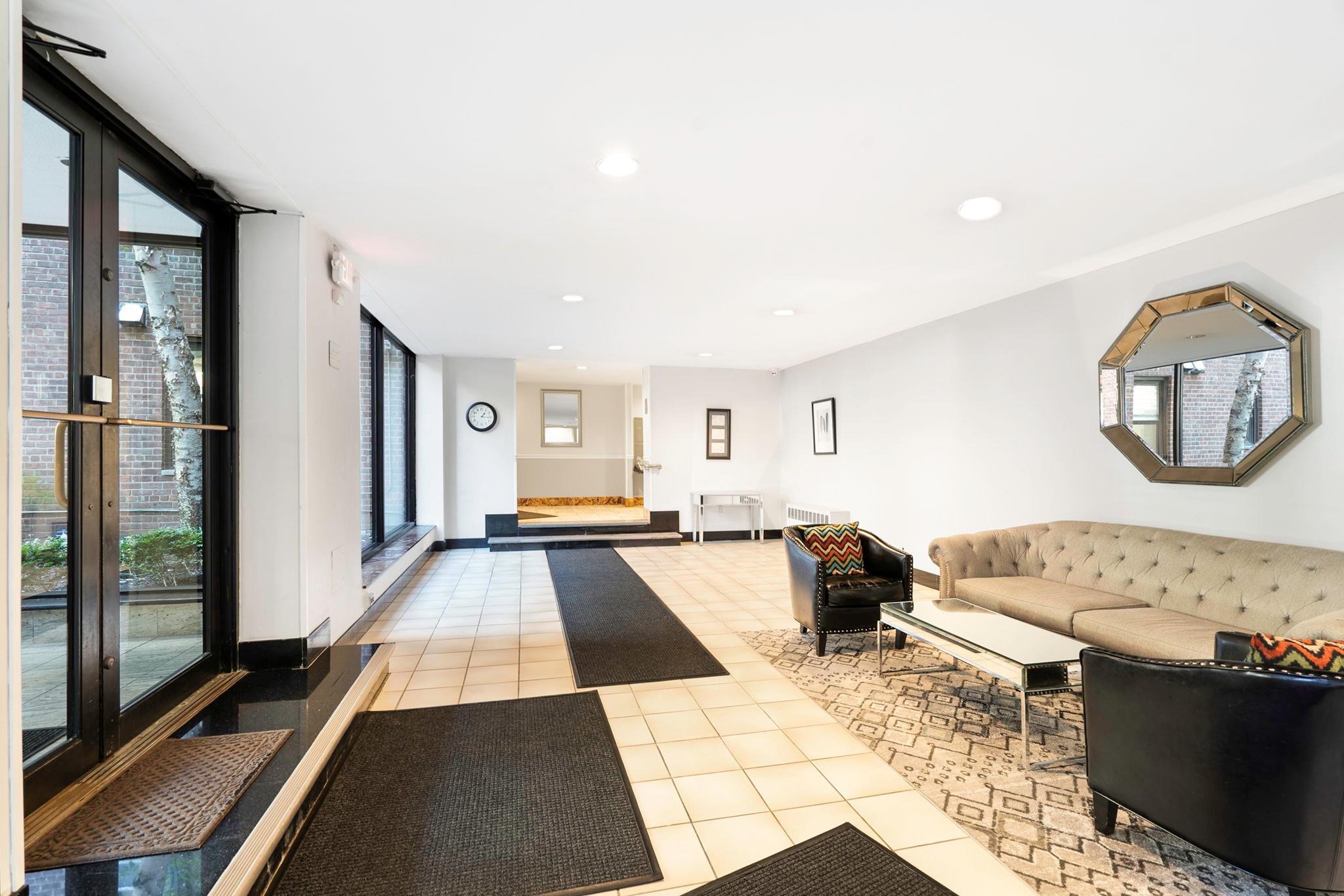 10 Franklin Avenue #5G, White Plains, New York image 3