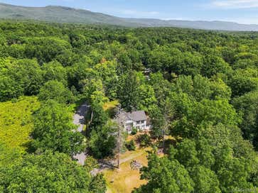 148 Quannacut Road Pine Bush NY 12566
