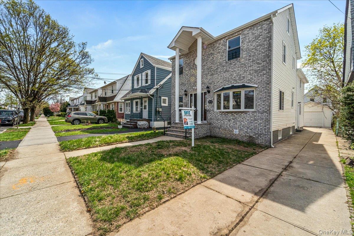 90-34 205th Street - Photo 2